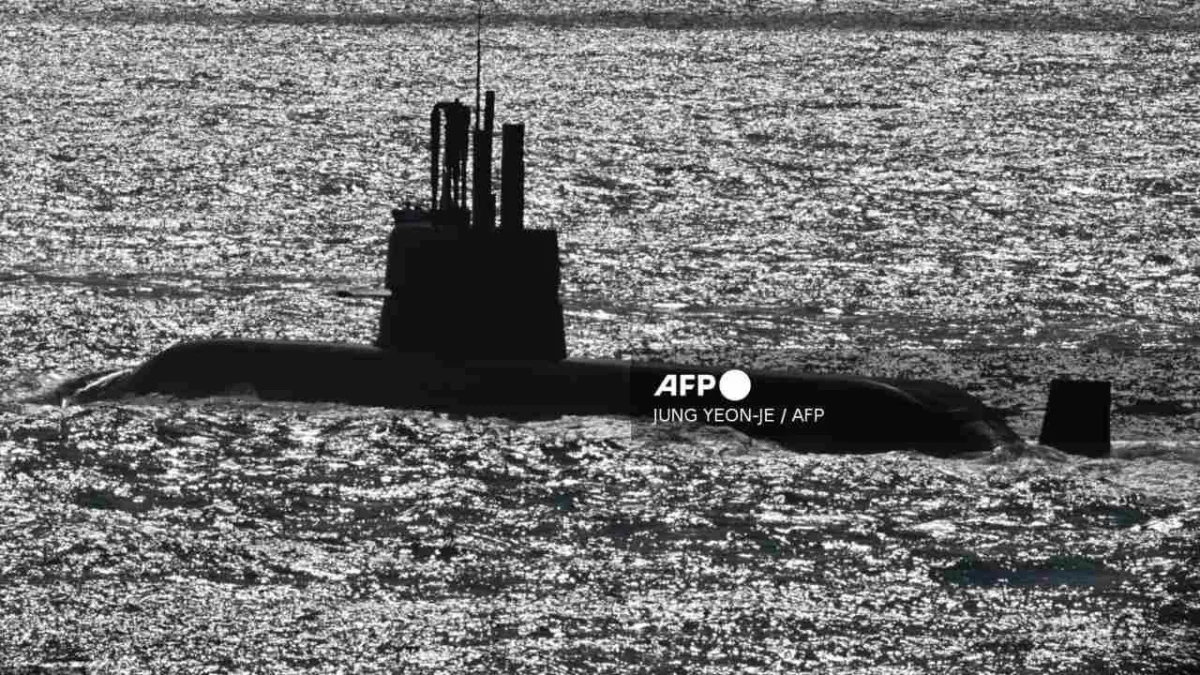 El ejército de Dinamarca anunció que evacuó a militar estadounidenses de un submarino, frente a costas de Groenlandia.