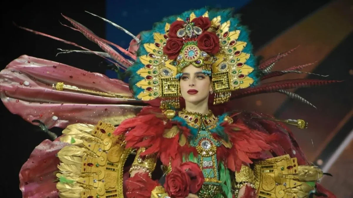 Fátima Bosch en Miss Universo.