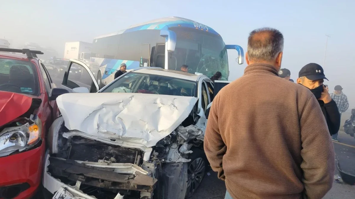 Fuerte accidente en el Libramiento Bicentenario deja 2 muertos y 10 heridos
