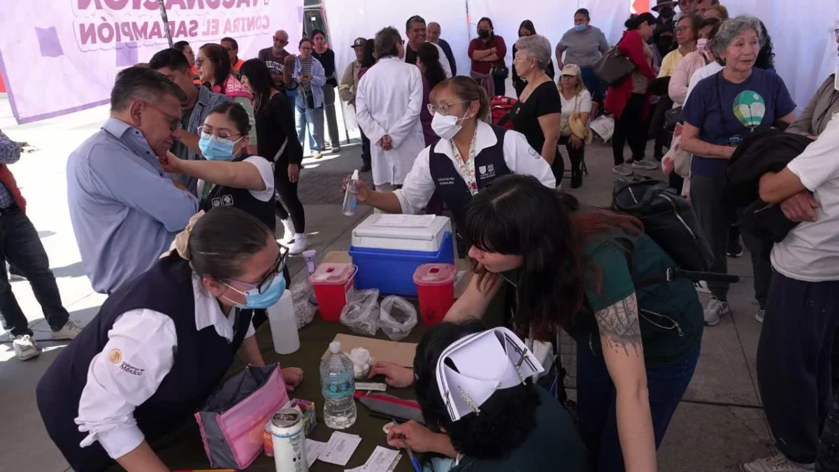 Al encabezar los casos activos en CDMX, la GAM instala 17 puntos de vacunación contra el sarampión.