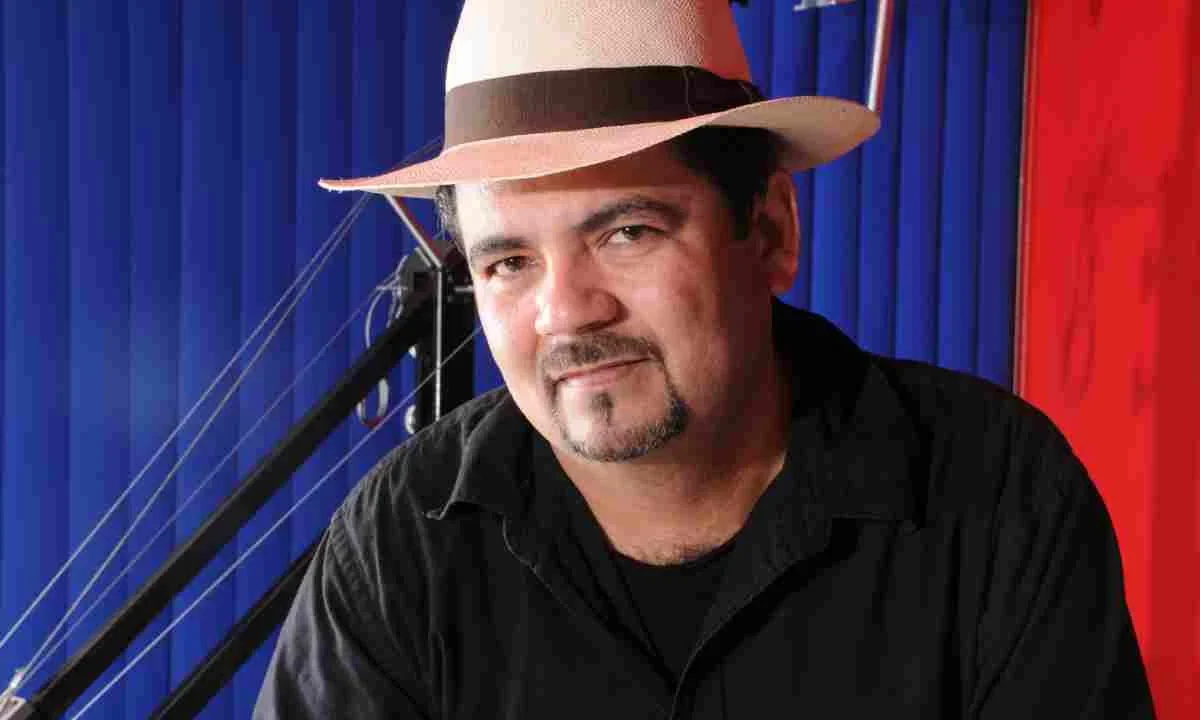 Juan José Rodríguez rescata el génesis del crimen organizado en el país, con su novela El Inextricable Caso de la Banda del Automóvil Gris.
