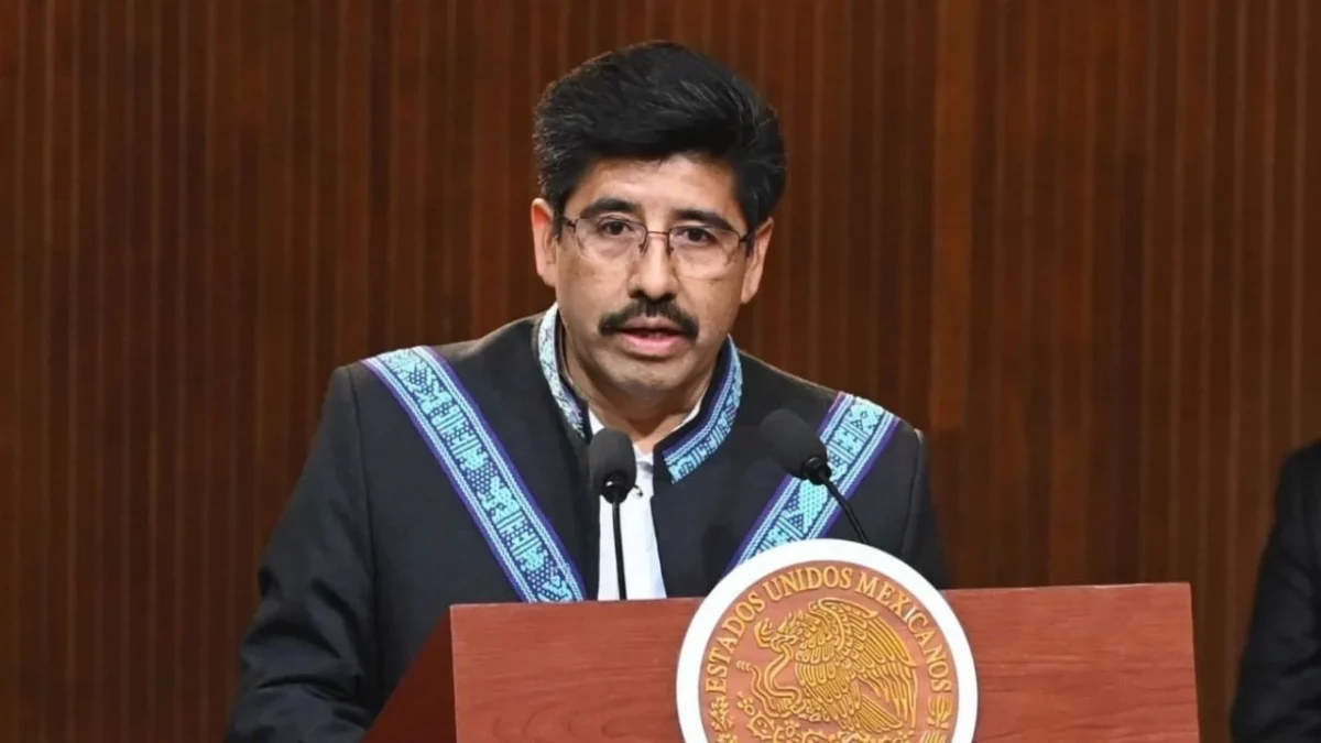 Hugo Aguilar, ministro presidente de la SCJN, ofreció una disculpa a Amanda Pérez Bolaños, funcionaria que limpió sus zapatos.