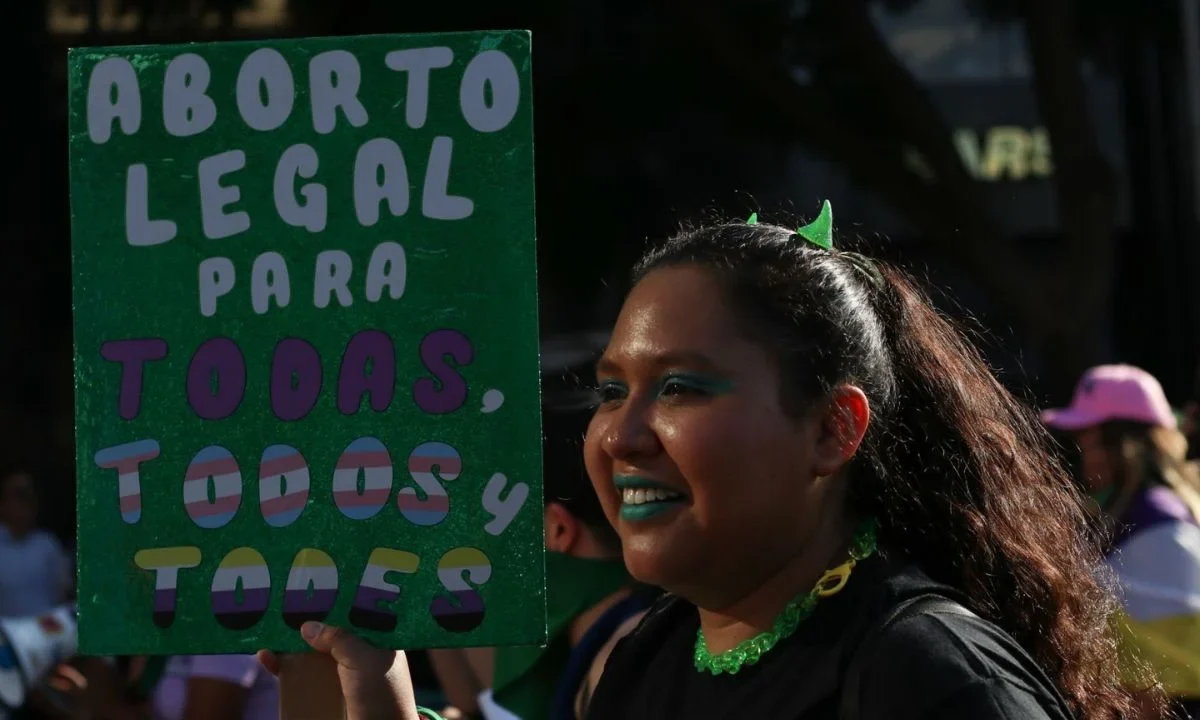 El IMSS Bienestar lanzó un mapa georreferenciado para ubicar clínicas donde se ofrece el servicio de aborto seguro en 23 entidades del país.