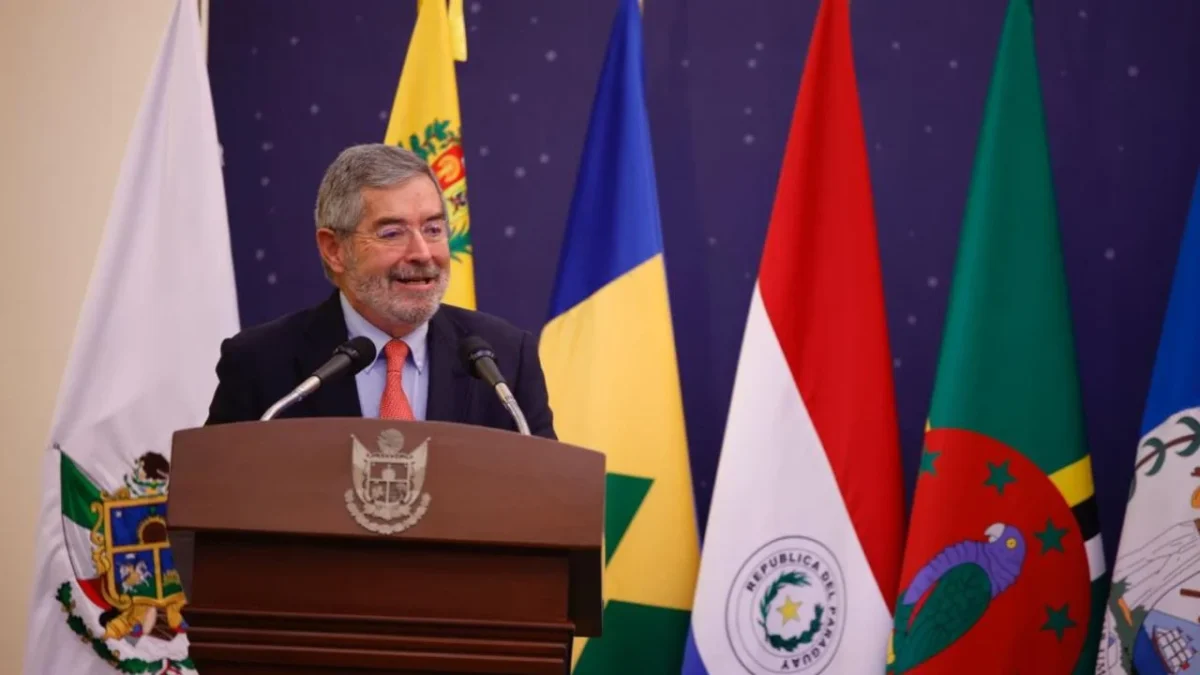 El secretario de Relaciones Exteriores, Juan Ramón de la Fuente, encabezó la primera asamblea de la Agencia Latinoamericana y Caribeña del Espacio (ALCE).