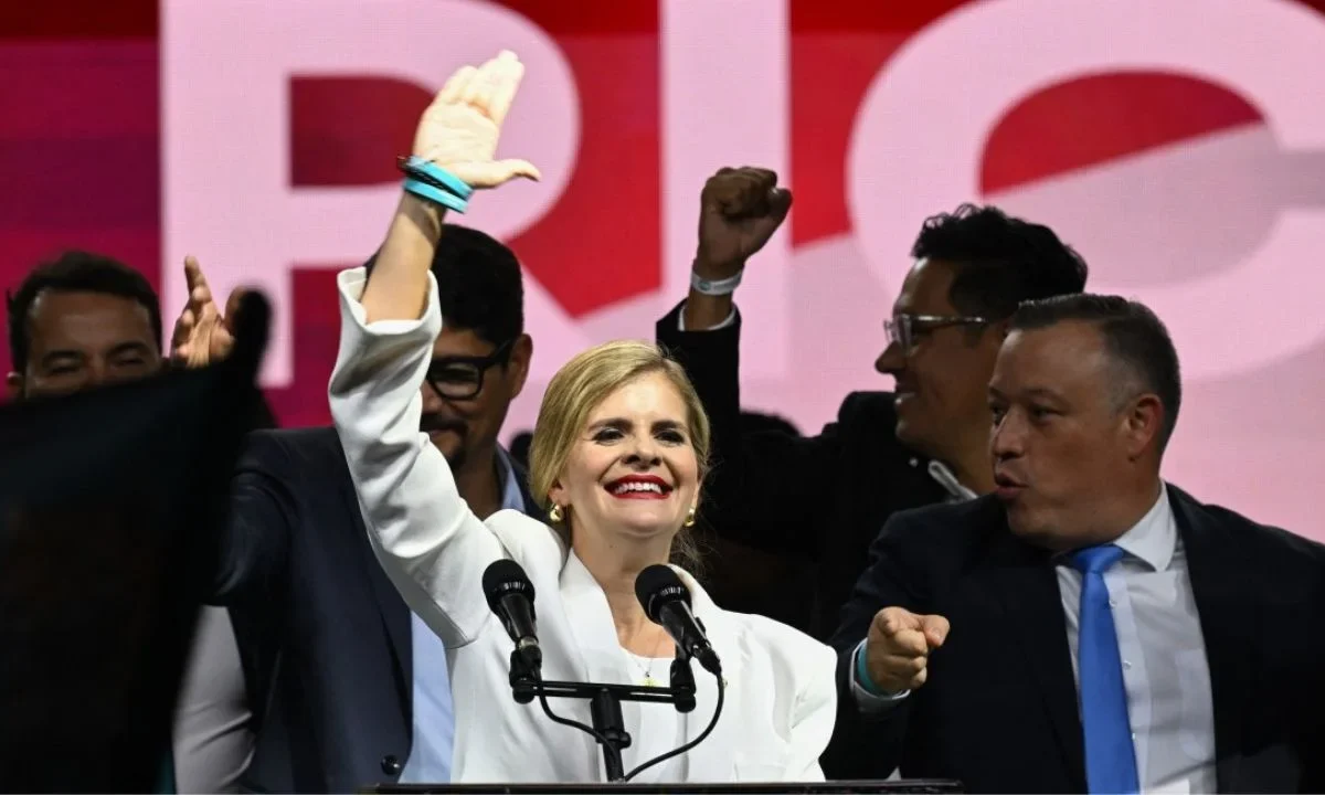 La candidata de derecha Laura Fernández ganó el domingo las elecciones presidenciales de Costa Rica por amplia mayoría.