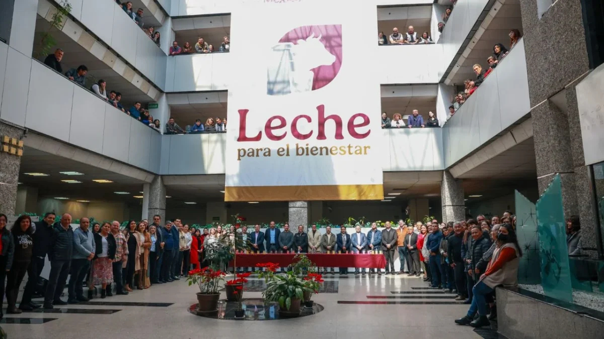 La Leche del Bienestar contará con dos nuevas plantas productivas y la apertura de 31 nuevos centros de acopio.