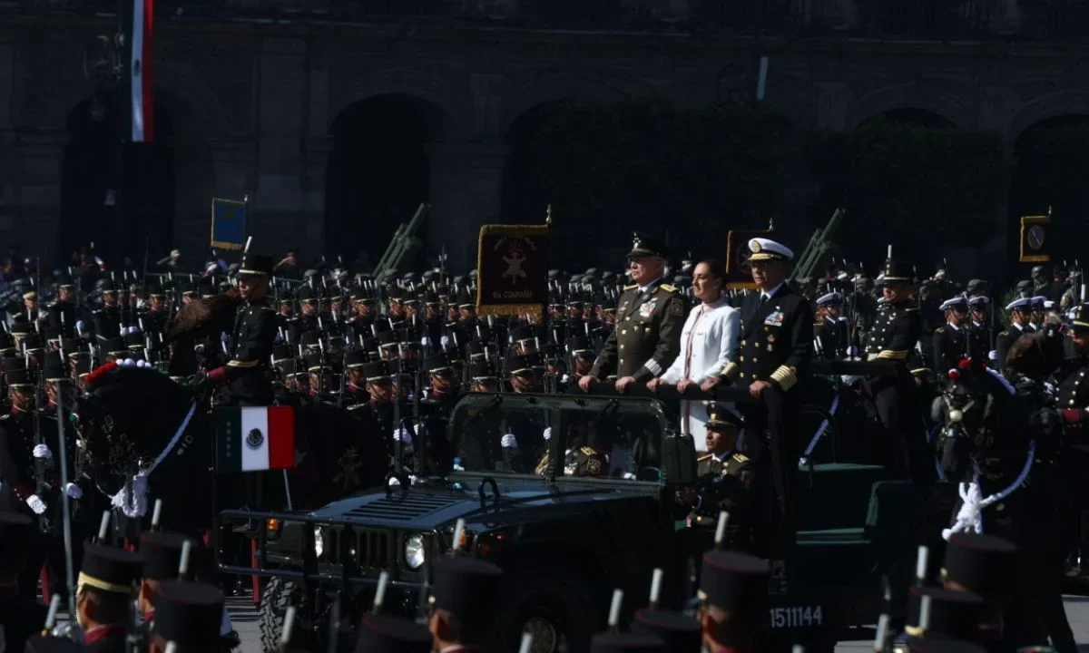 Llaman Fuerzas Armadas a defender bienestar y seguridad de los mexicanos, con lealtad