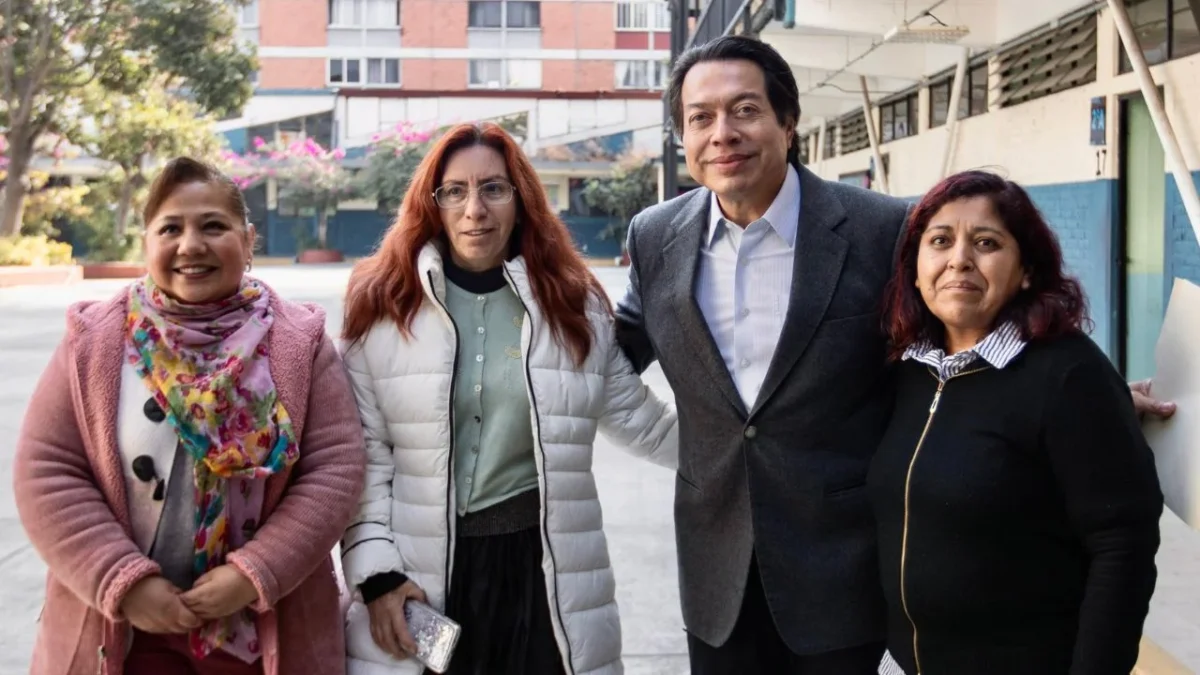 Mario Delgado convocó a mujeres de comunidades escolares a participar en la exposición virtual por el Centenario de la Escuela Secundaria.