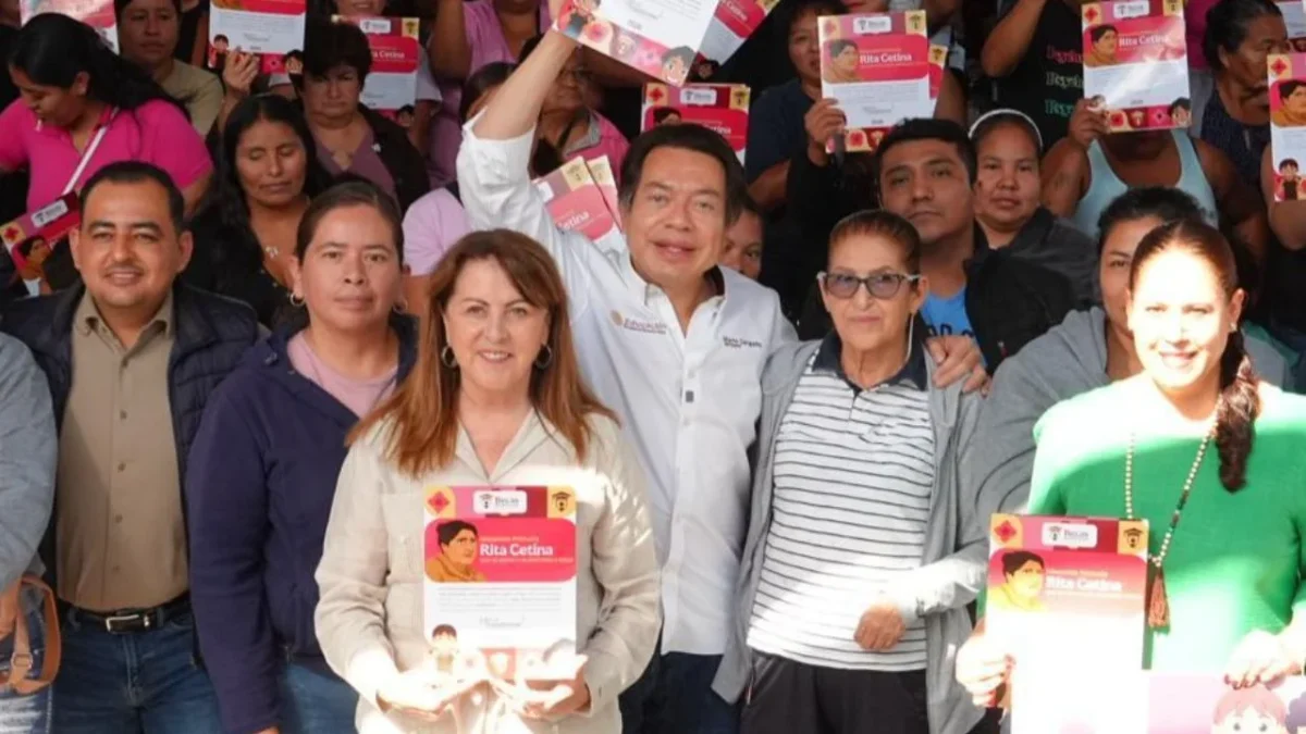 Además de la Beca Rita Cetina, la SEP fortalece la infraestructura con el programa La Escuela Es Nuestra y distribución de libros de texto.