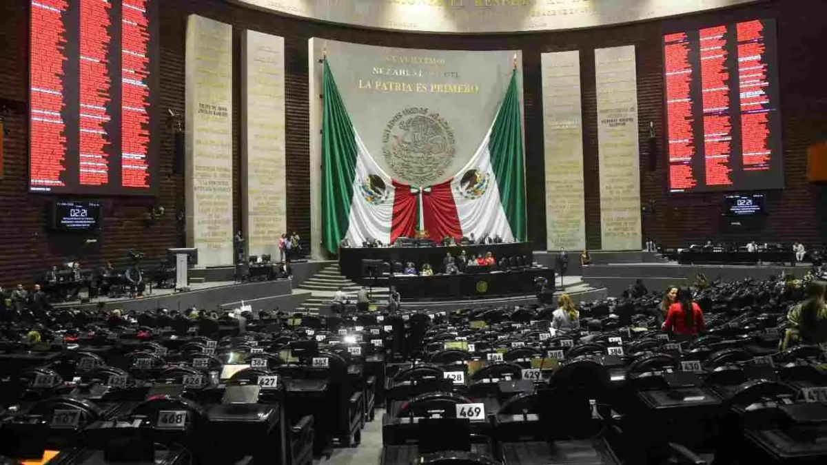 Movimiento Ciudadano propuso establecer una jornada de trabajo laboral de 48 horas semanales para los diputados.