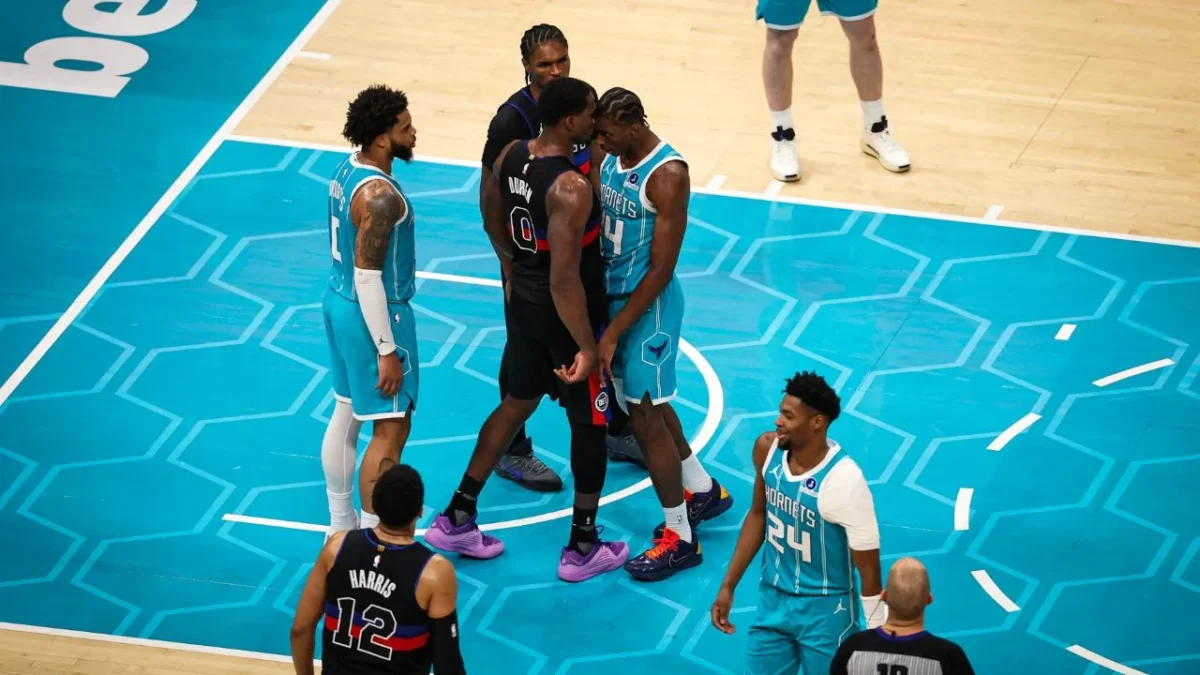 El alero de los Detroit Pistons, Isaiah Stewart, recibió de la NBA una suspensión de siete partidos, junto a otros tres jugadores.