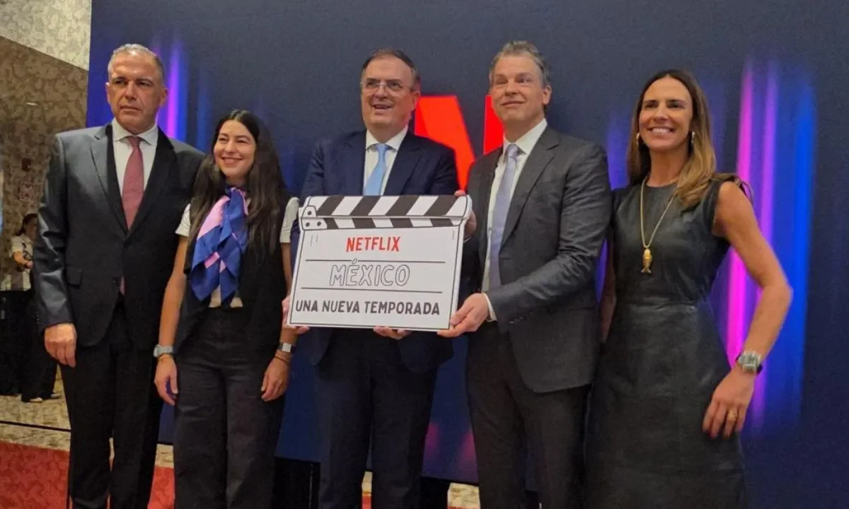 Netflix abrió sus oficinas en México a la que acudió el secretario de Economía, Marcelo Ebrard, en la colonia Anzures en la CDMX.