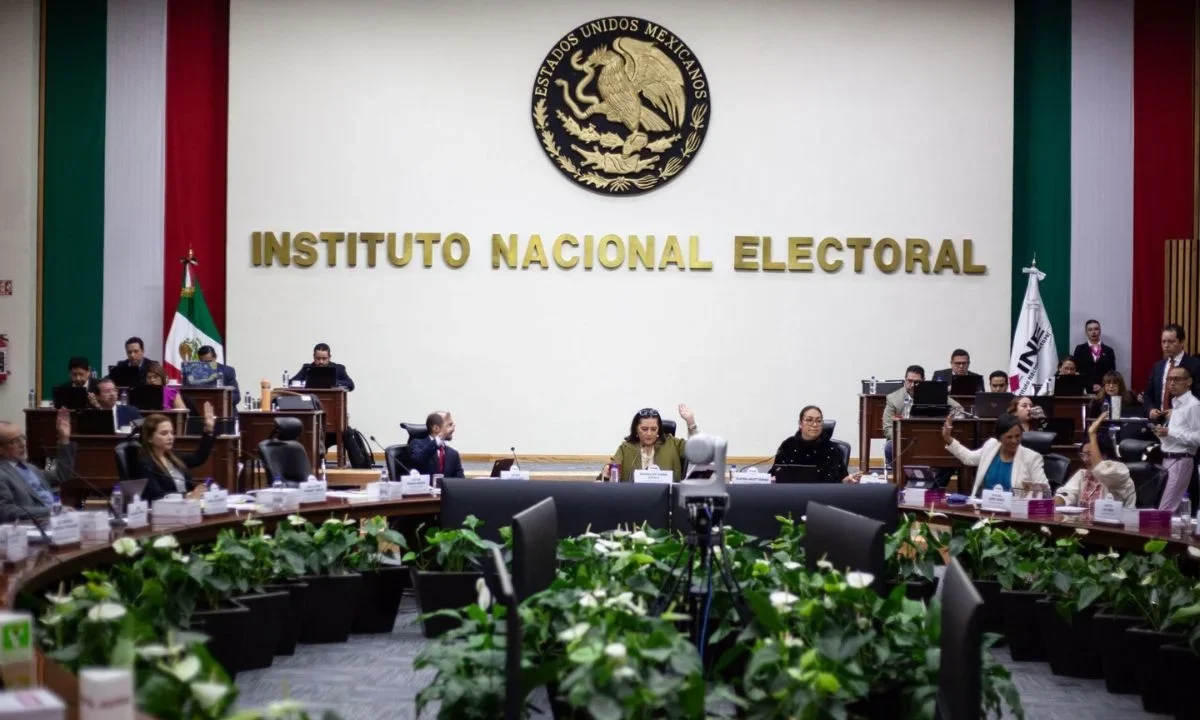 La organización Construyendo Sociedades de Paz notificó al INE que dejó de usar las siglas CSP en su emblema principal.