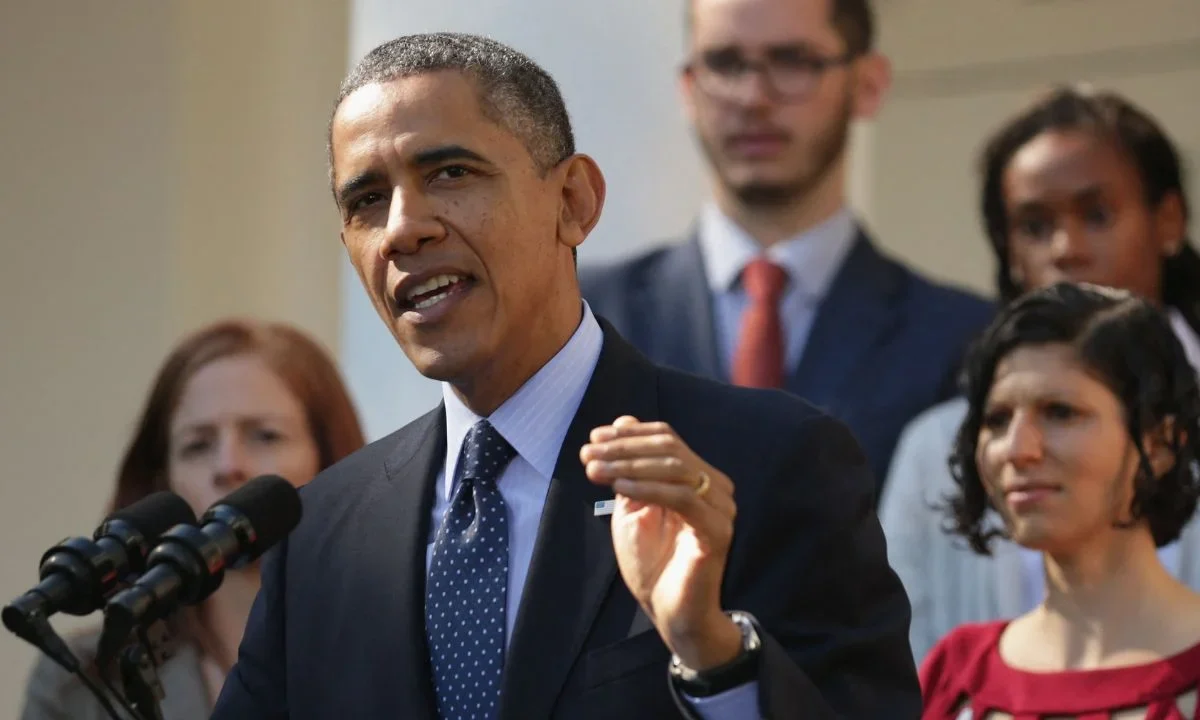 Barack Obama criticó la falta de vergüenza en las élites políticas, en una primera reacción a un video de él y Michelle, como monos.