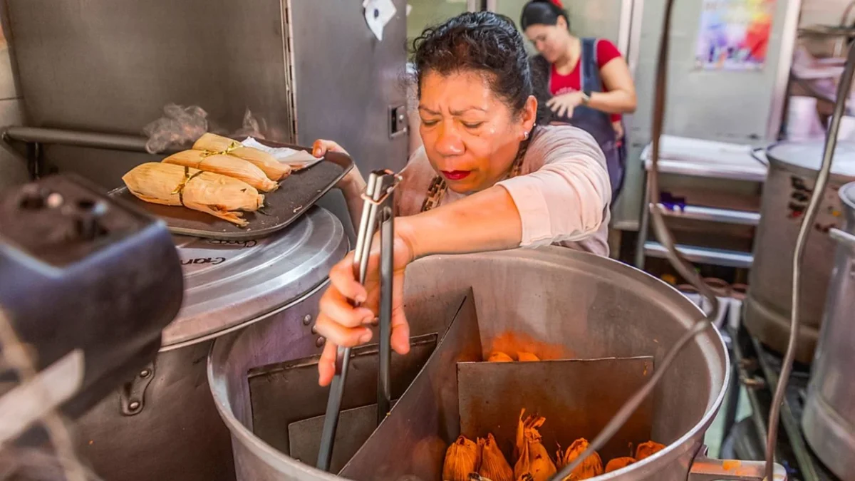 Preparan 10 mil tamales en Nativitas por el 2 de febrero