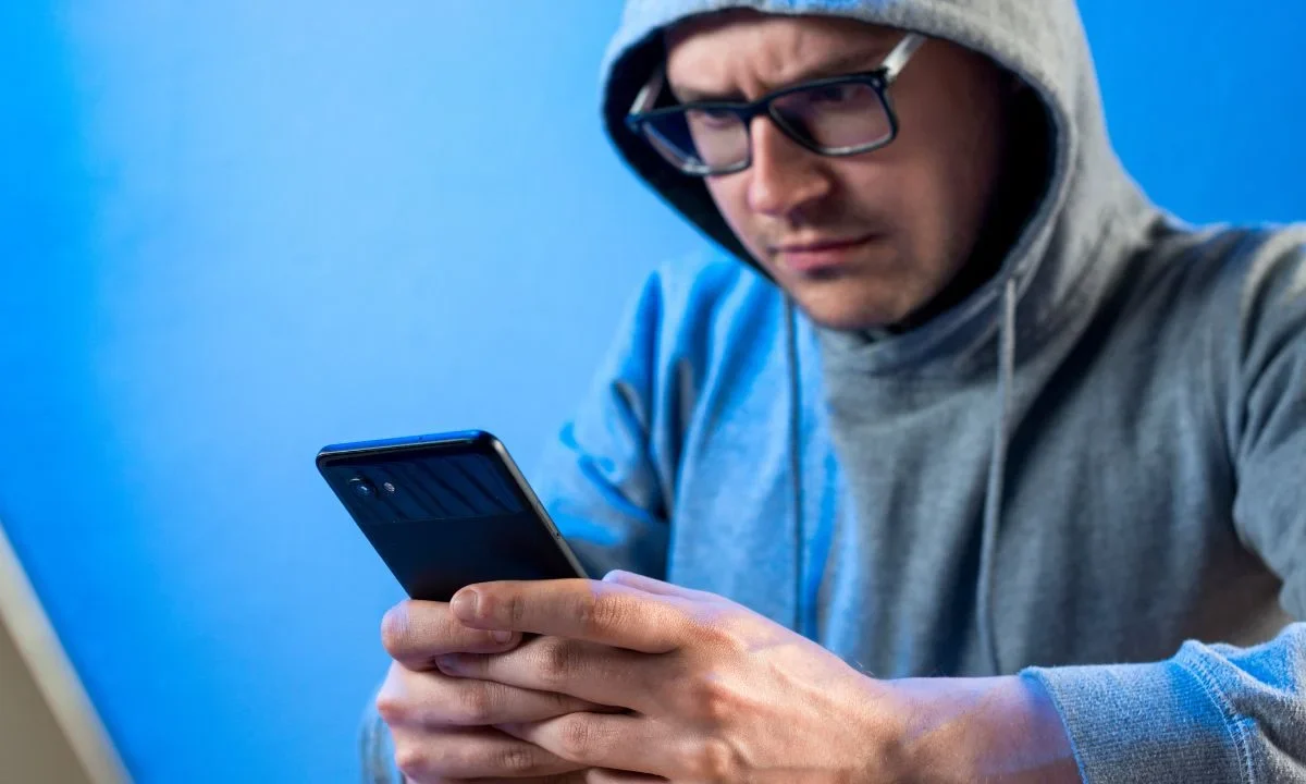 El regidor priista de Ixmiquilpan denunció públicamente la existencia de los archivos compartidos en grupos de Whatsapp, Telegram y Signal.