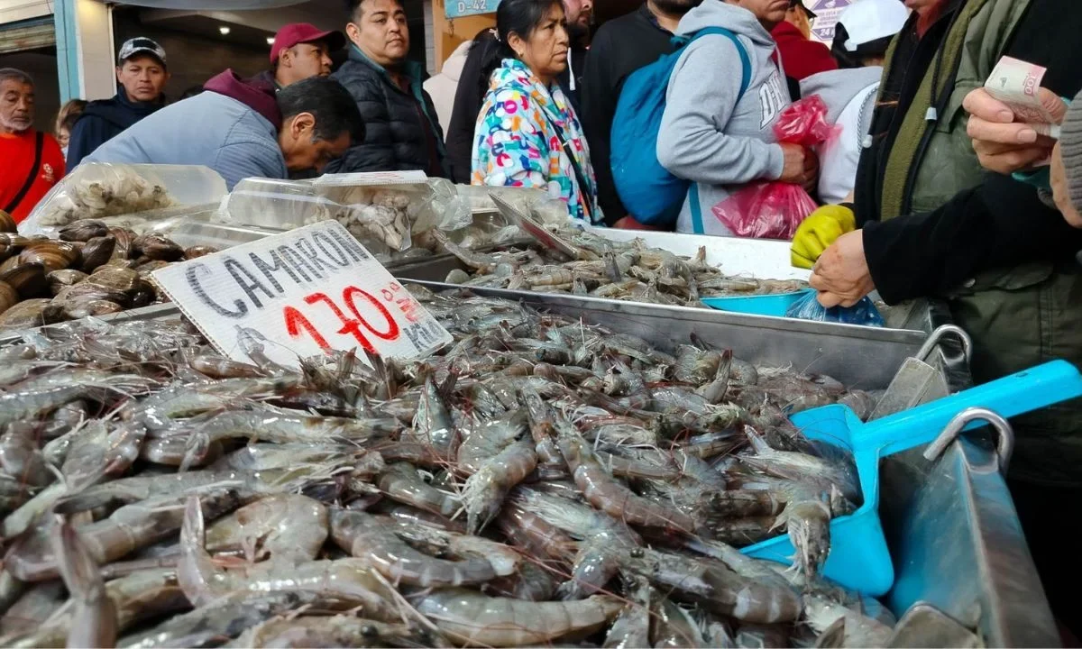 La Profeco aconsejó consumir pescados y mariscos en esta Cuaresma, recomendó adquirirlos en establecimientos con buen higiene.