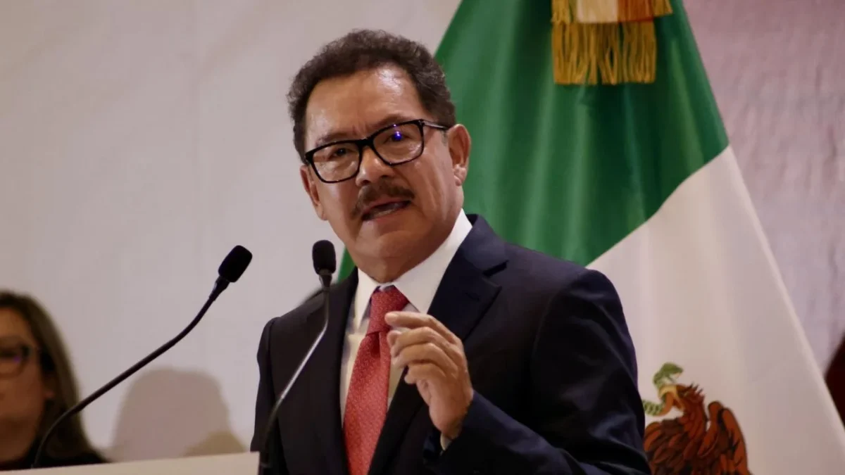 La reforma laboral en discusión busca mejorar las condiciones de los trabajadores mexicanos, sin afectar los derechos adquiridos, dijo Mier.