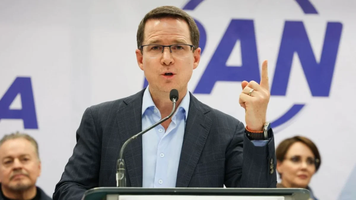 El coordinador de los senadores del PAN, Ricardo Anaya Cortés, exigió a Morena romper vínculos con el crimen organizado y responsabilizarse por los alcaldes y gobernadores vinculados a la delincuencia.