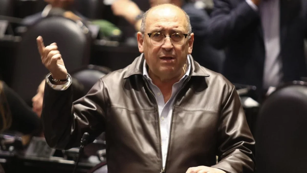 Rubén Moreira, coordinador del PRI en la Cámara de Diputados, exhortó a los gobernadores a sumarse a la lucha contra el crimen organizado.