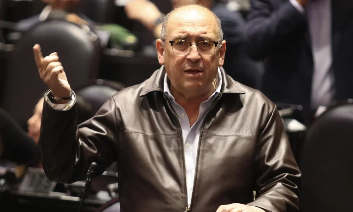 Rubén Moreira, coordinador del PRI en la Cámara de Diputados, exhortó a los gobernadores a sumarse a la lucha contra el crimen organizado.