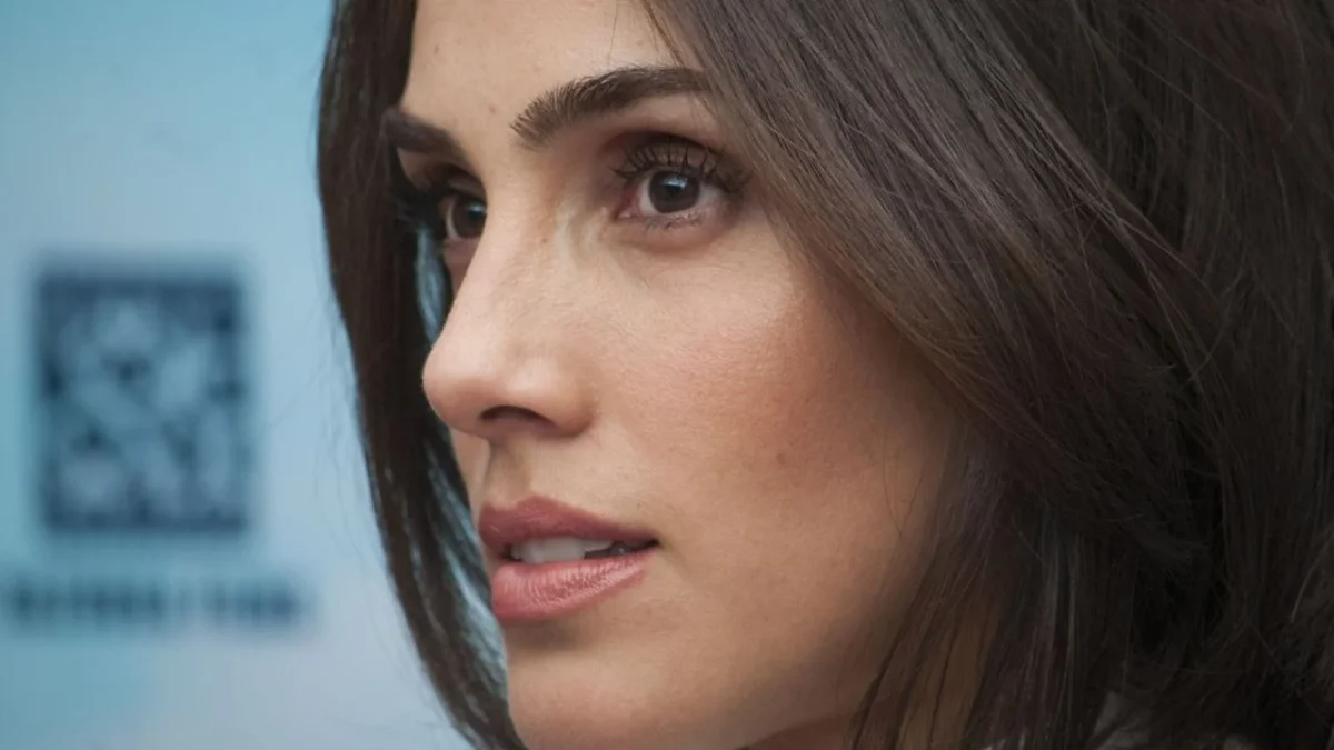 La actriz Sandra Echeverría expuso a una empresa por presuntamente defraudarla a ella y mil clientes con 2 mil millones de pesos.