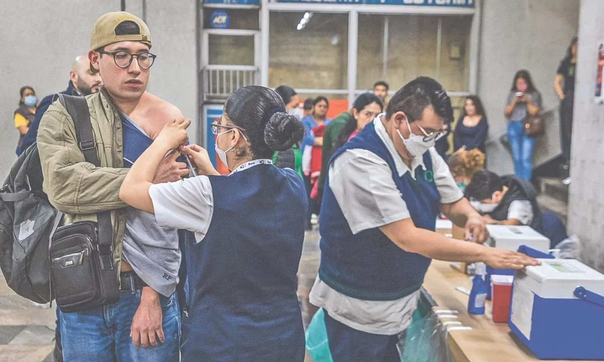 El número de personas contagiadas de sarampión pasó de 184 a 204 en 48 horas, informó la titular de la Sedesa capitalina, Nadine Gasman.