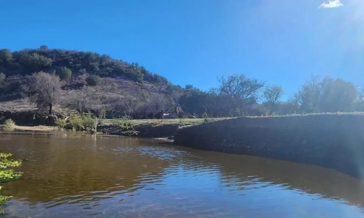 Semarnat realiza muestreo de metales pesados tras derrame en 2014 en el río Sonora