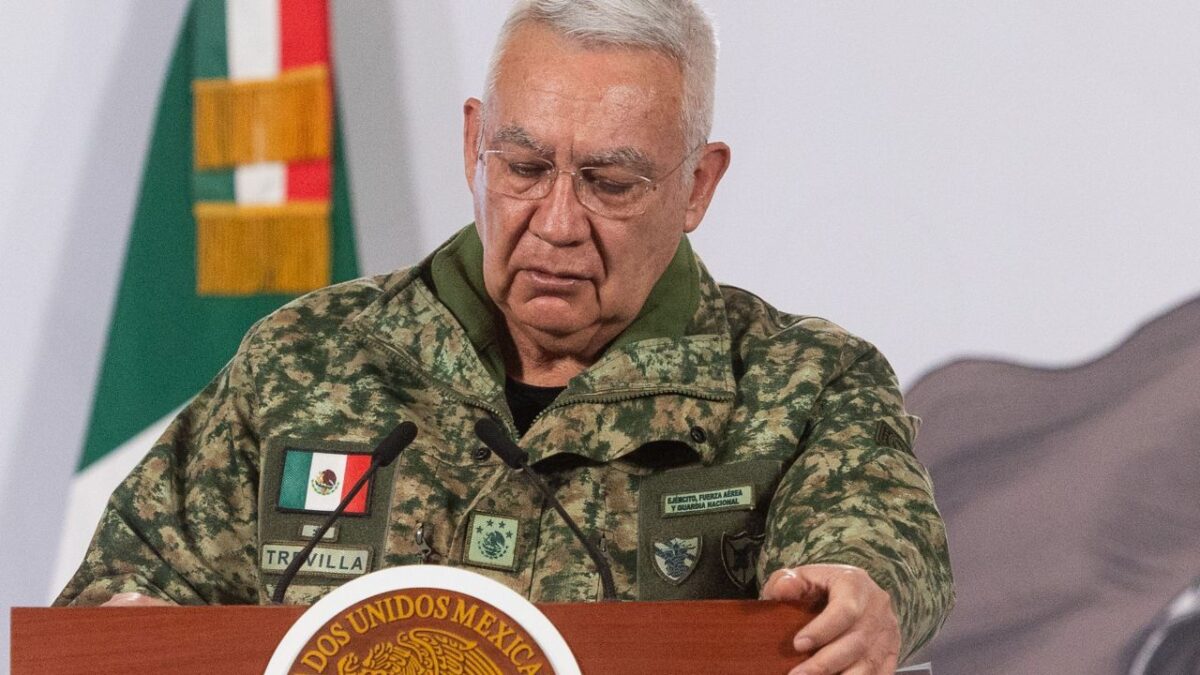 El titular de la Secretaría de la Defensa Nacional informó que suman 28 elementos federales fallecidos en operativos contra El Mencho, el líder del CJNG.