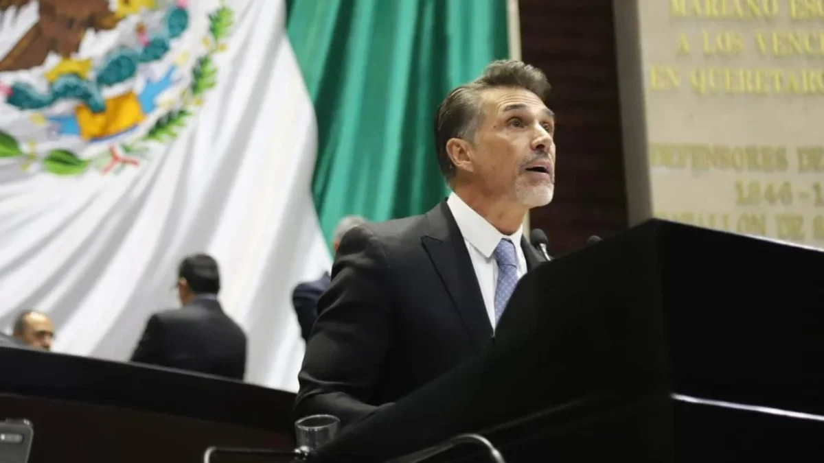 Suplente de Sergio Mayer no ha tomado protesta en Cámara de Diputados
