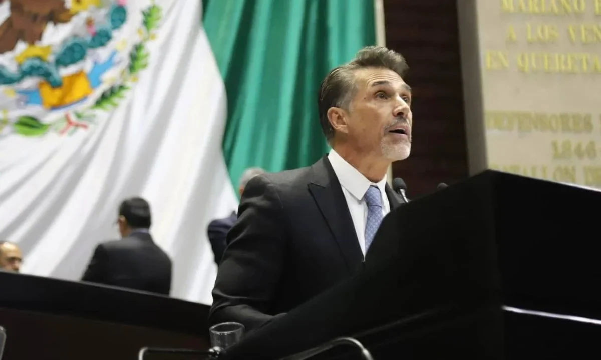 Suplente de Sergio Mayer no ha tomado protesta en Cámara de Diputados