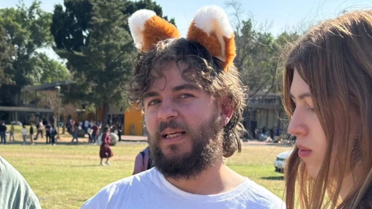 Aunque el evento de Therians no alcanzó gran número de asistentes, fue controversial y generó gran polémica en redes y entre los estudiantes.