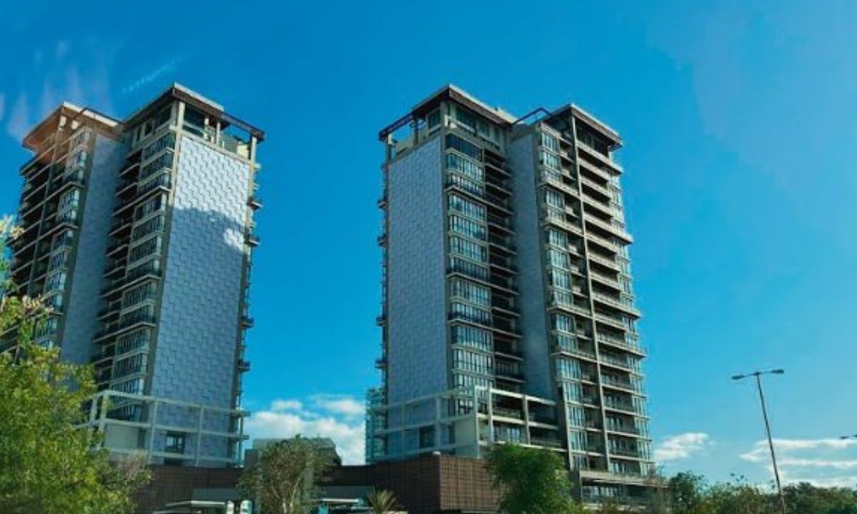 Expertos de la UNAM alertan que el crecimiento acelerado hacia la periferia ha transformado el modelo urbano de Mérida en los últimos años.