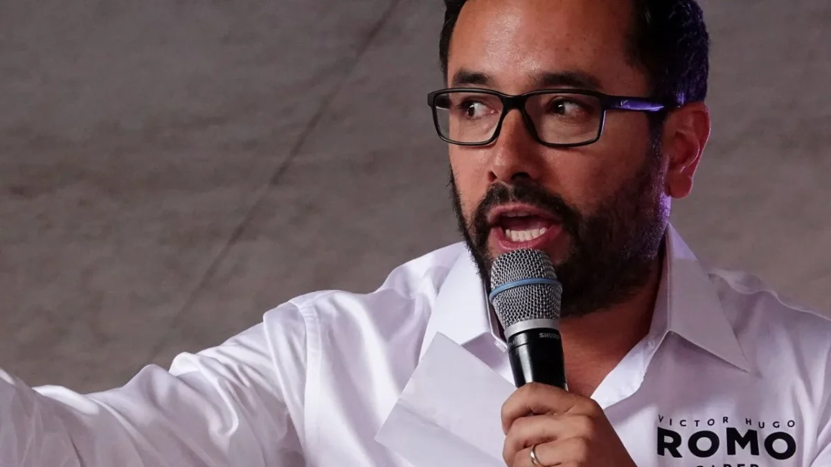 , Víctor Hugo Romo, presentó en el Congreso de la Ciudad de México una iniciativa para fortalecer la coordinación metropolitana en la capital.