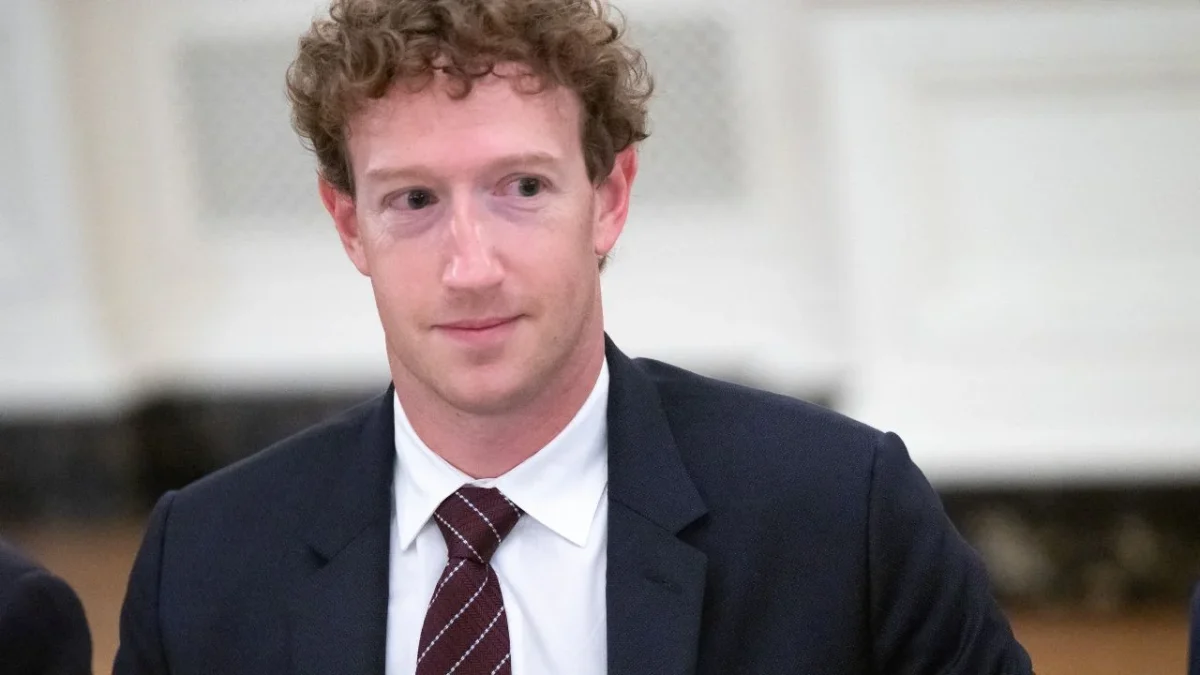 El director ejecutivo de Meta Platforms, Mark Zuckerberg, fue citado a declarar en un juicio en Estados Unidos que señala a Instagram por presunto diseño adictivo dirigido a jóvenes.