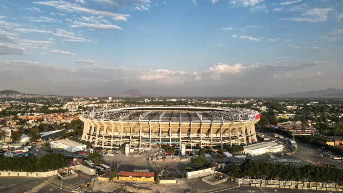 Se acerca el Mundial 2026, pero tanto en obras como en el ámbito deportivo, aún hay muchos asuntos sin resolver.