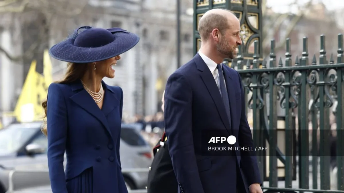 Abuchean al príncipe William y a Kate Middleton en Londres
