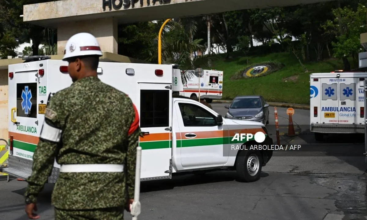 Al corte, accidente de avión en Colombia deja 8 muertos y 83 heridos