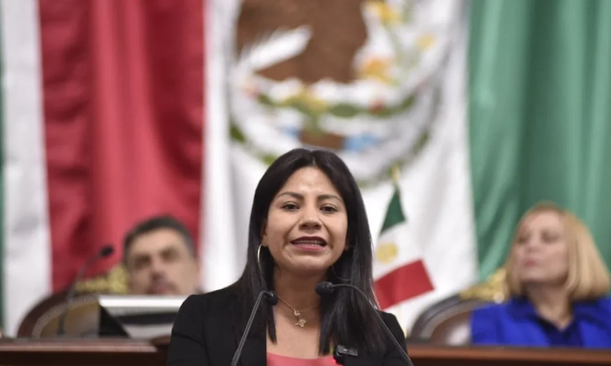 Congreso CDMX entrega primera medalla al Mérito a la Salud