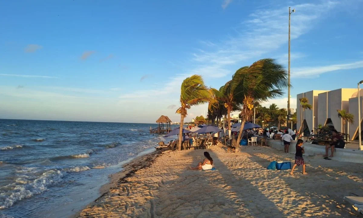 Se intensifica la erosión costera en puerto Progreso