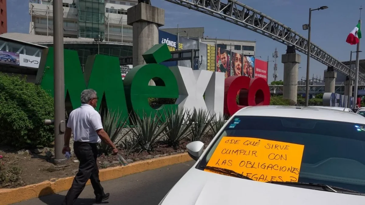 Se restablece circulación en accesos a Terminal 2 del AICM