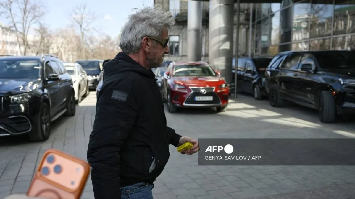 Sean Penn no recibió su Oscar porque está en Kiev para apoyar a Ucrania
