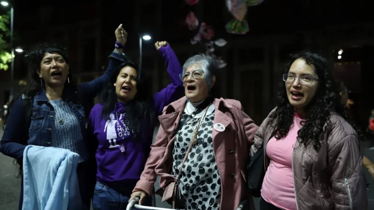 Senado recibe iniciativa presidencial que refuerza sanciones por el delito de feminicidio