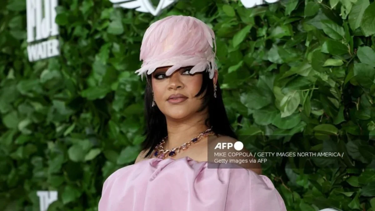 Tirotean la casa de Rihanna en Beverly Hills, sospechoso es detenido