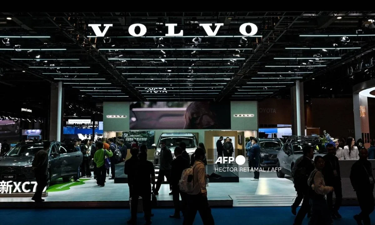 Volvo enviará autobuses a Europa armados en México