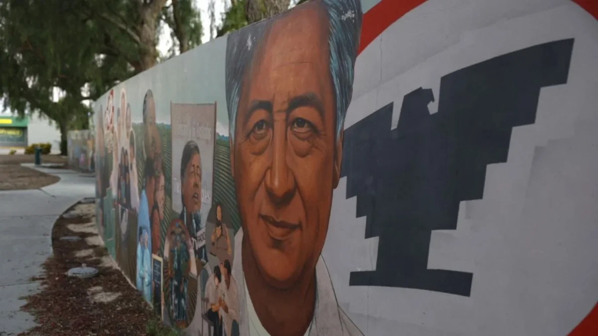 César Chávez, símbolo de la comunidad latina y figura máxima de la lucha campesina en EU, es acusado por presunto abuso a menores.