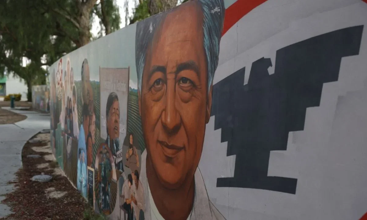 César Chávez, símbolo de la comunidad latina y figura máxima de la lucha campesina en EU, es acusado por presunto abuso a menores.