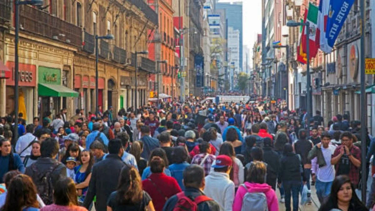 Pie de foto: Colectivos religiosos, organizaciones sociales y familiares de víctimas encabezarán marchas y concentraciones hoy en distintos puntos de la Ciudad de México.