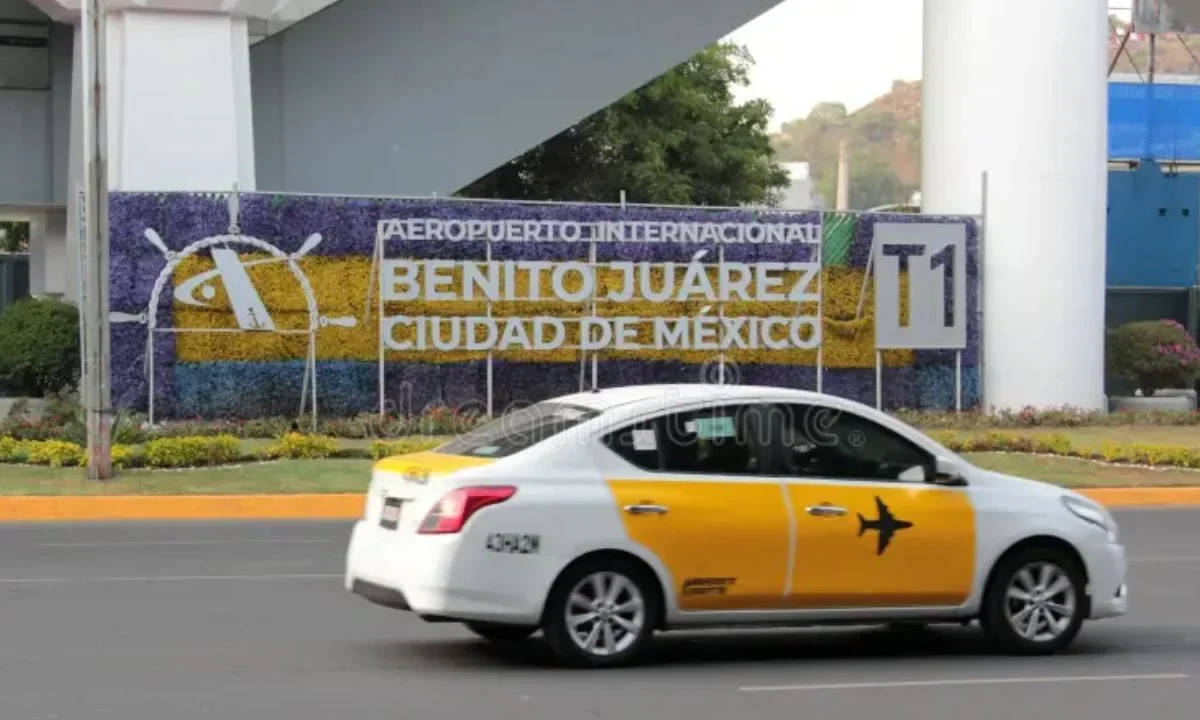 Autoridades del Grupo Aeroportuario Marina sostuvieron una reunión con las agrupaciones de taxis que operan en el AICM para informar sobre nuevas disposiciones en el servicio de transporte terrestre.