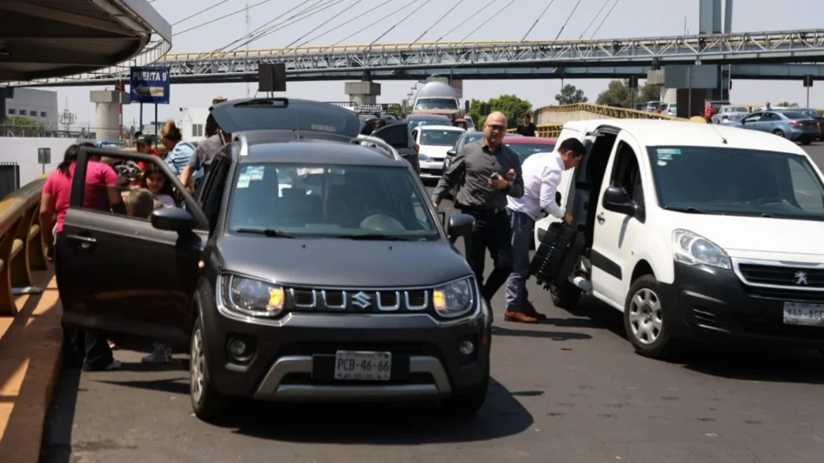 AICM anuncia operativos contra taxis por aplicación